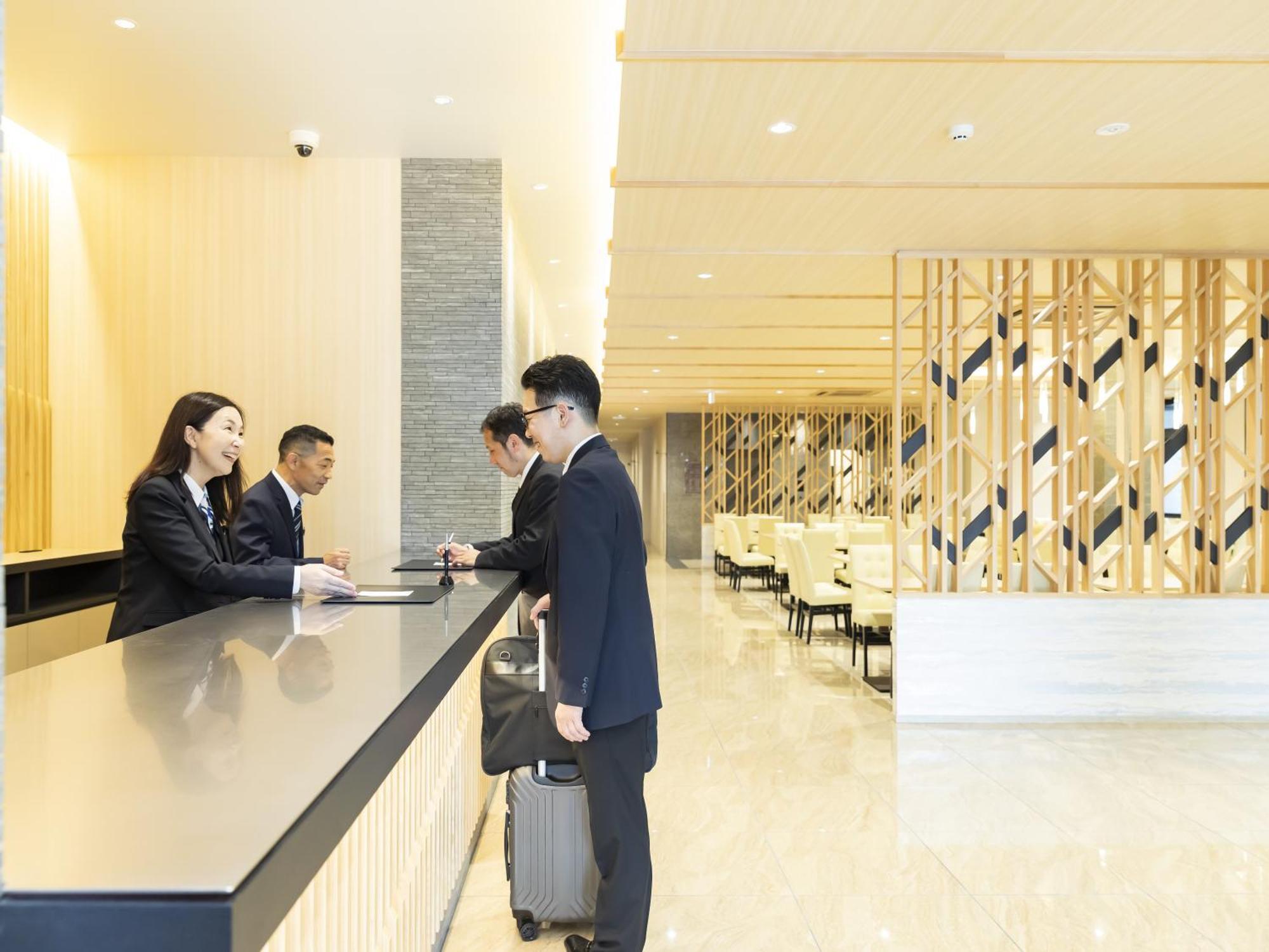 Kyoto Plaza Hotel Kintetsu Jujo Exterior foto